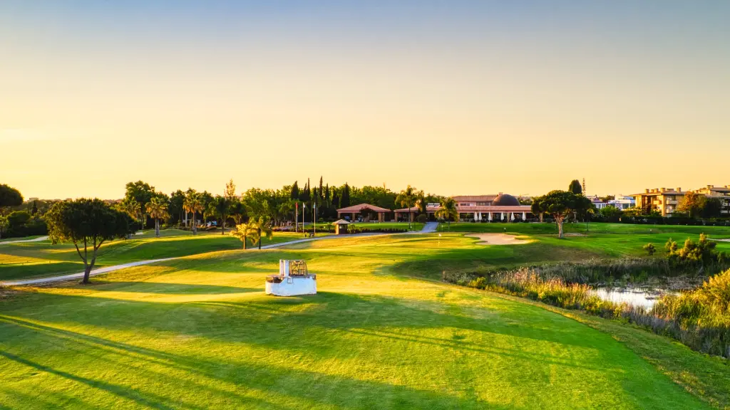 Laguna-golf-vilamoura-4.webp